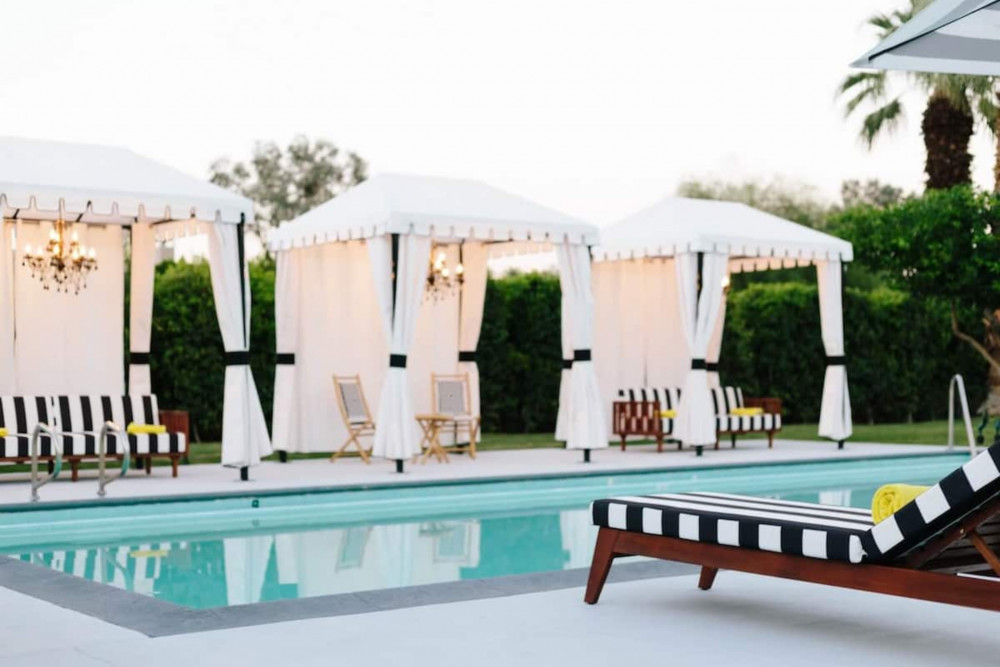 Palm Springs 69