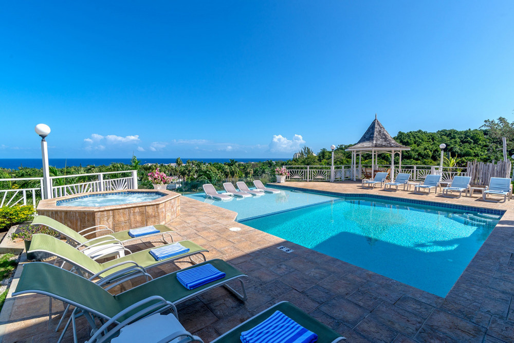 Fairway Manor