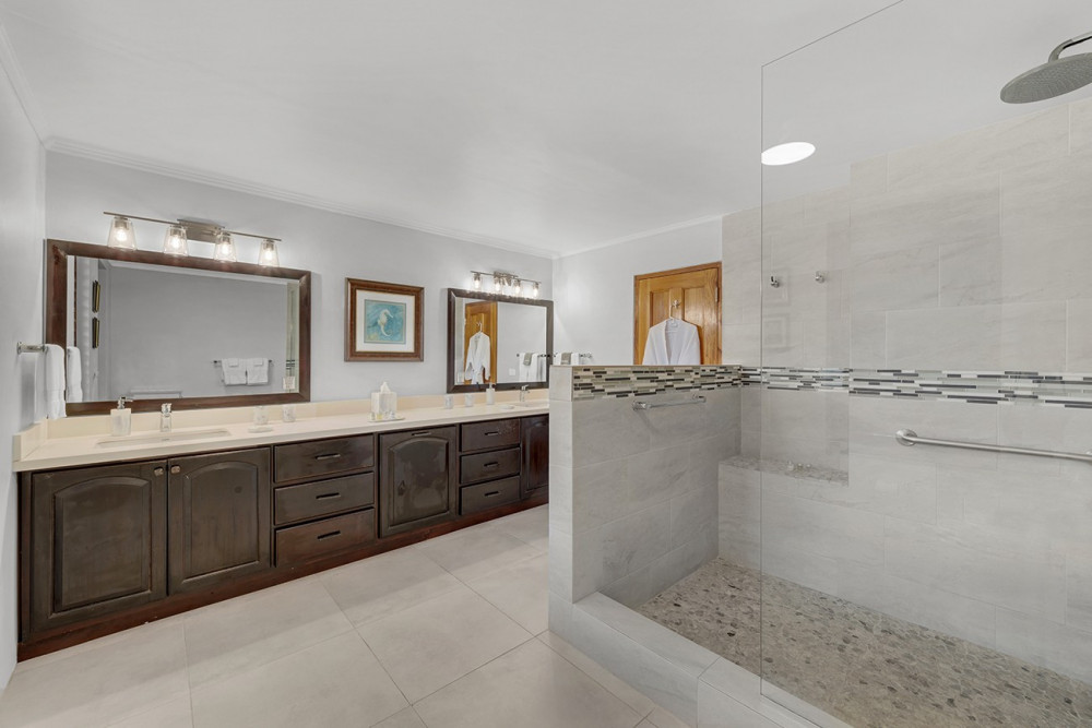 Fortlands Point on the Beach