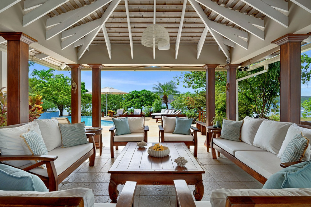 Fortlands Point on the Beach