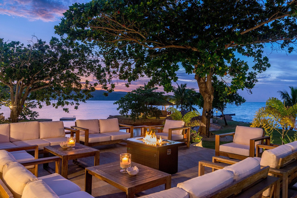 Fortlands Point on the Beach