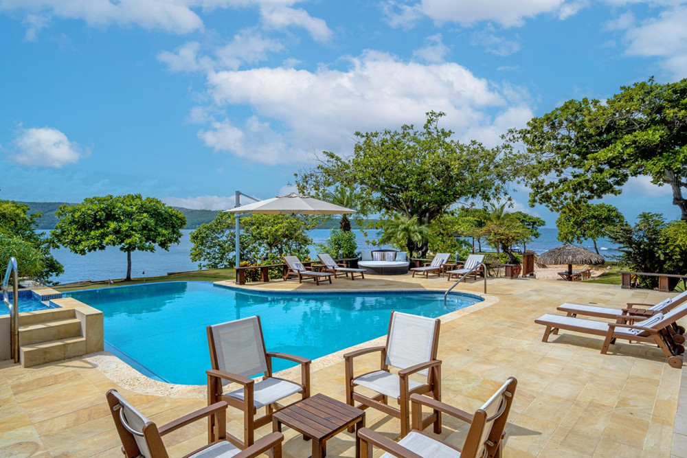 Fortlands Point on the Beach