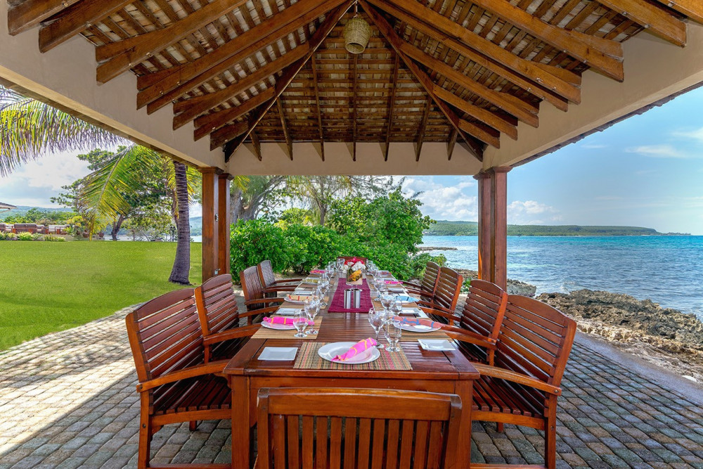 Fortlands Point on the Beach