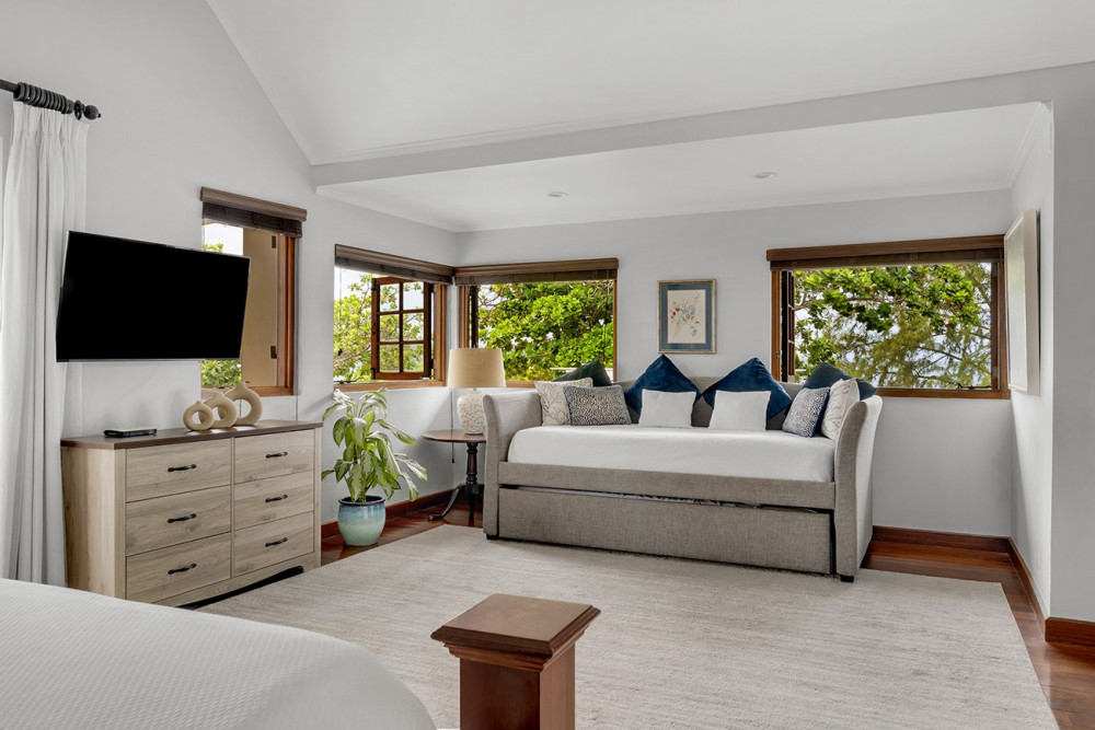 Fortlands Point on the Beach