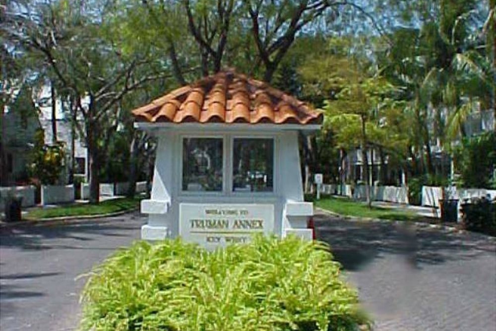 Key West 27