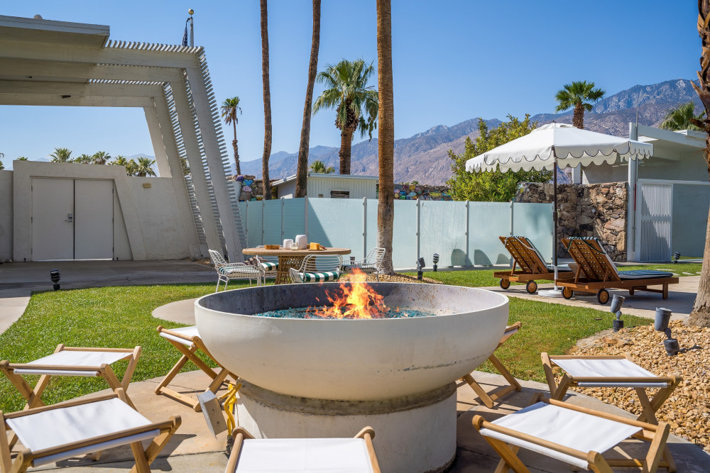 Palm Springs 125
