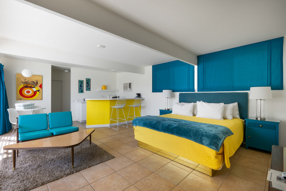 Palm Springs 125