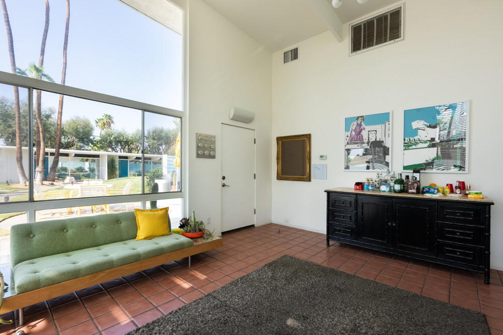 Palm Springs 125