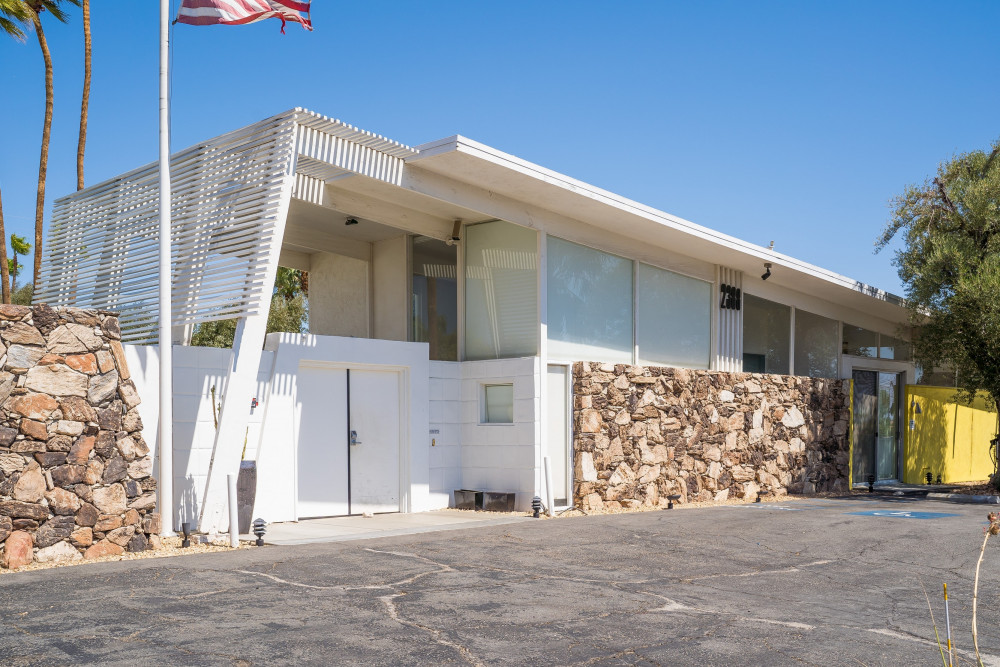 Palm Springs 125