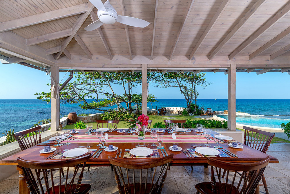 Hidden Bay by the Sea