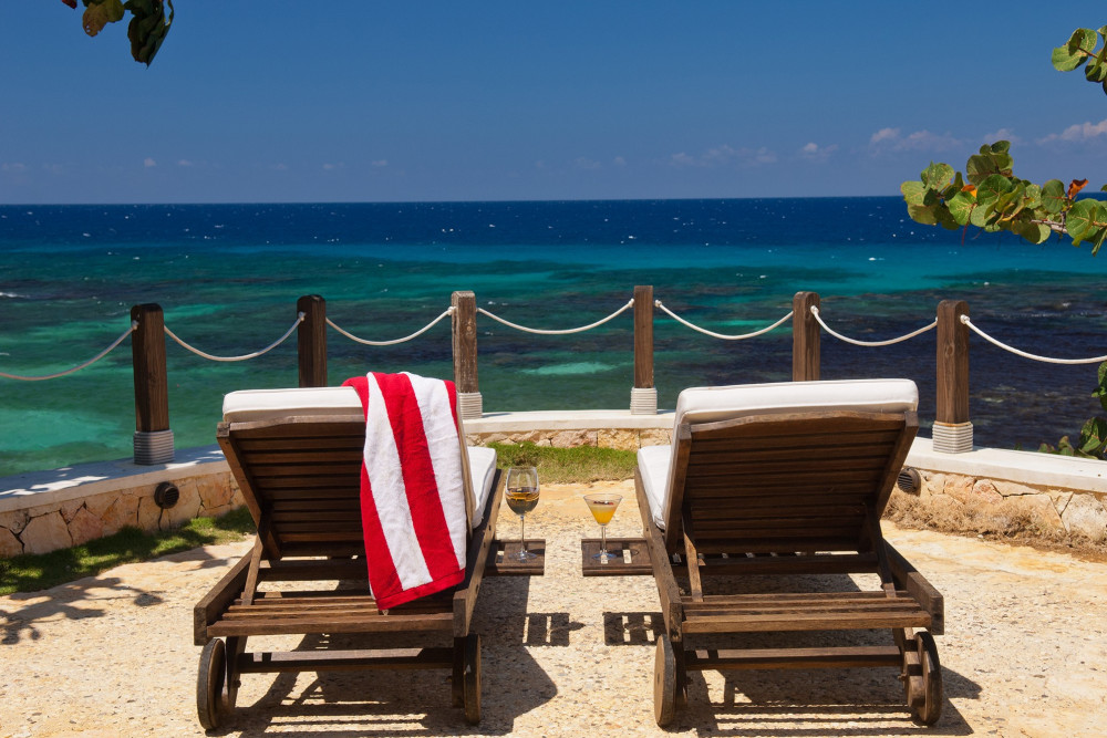 Hidden Bay by the Sea