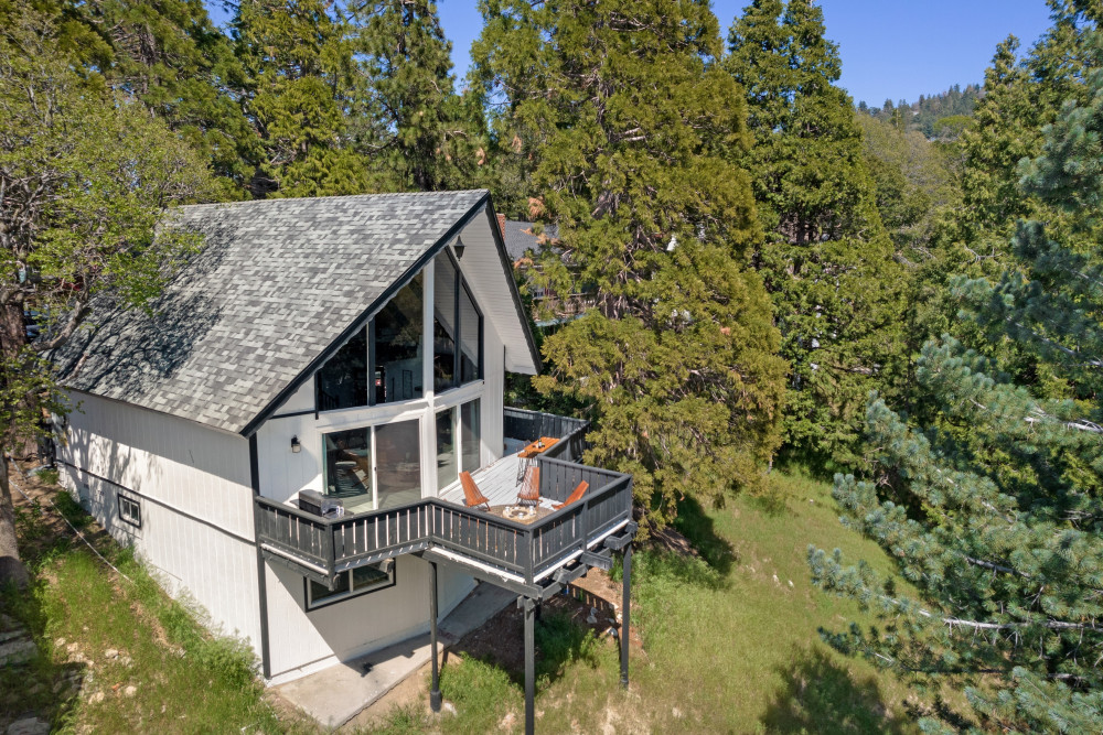 Crestline 1
