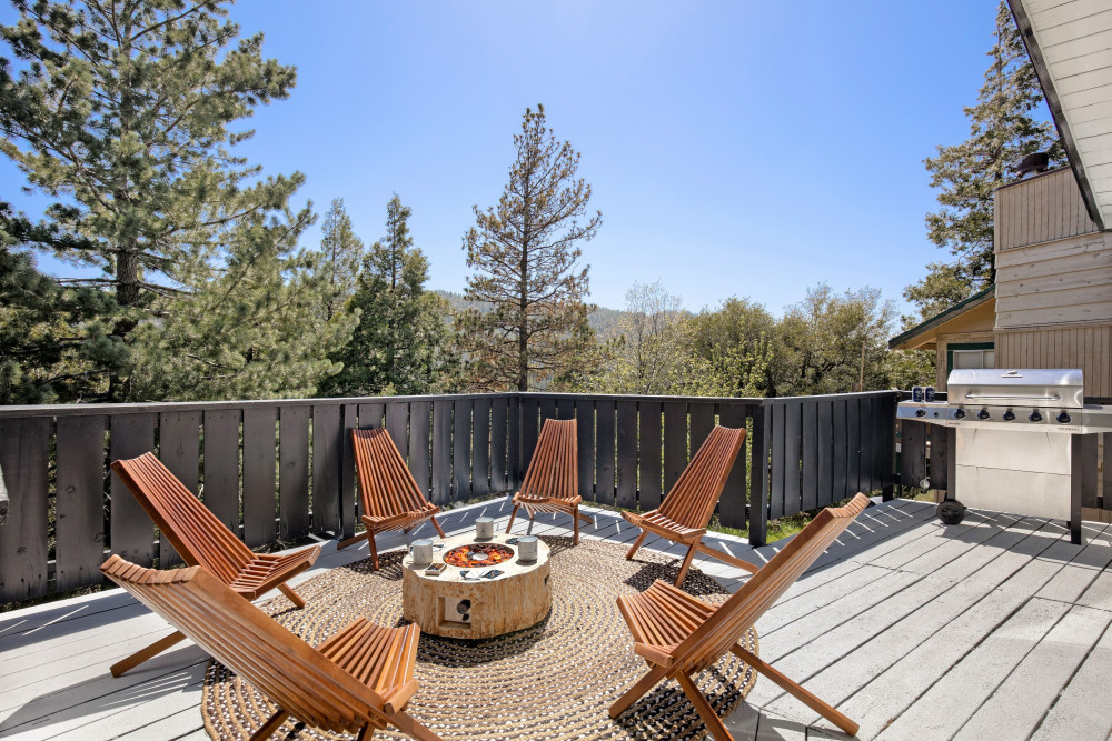 Crestline 1
