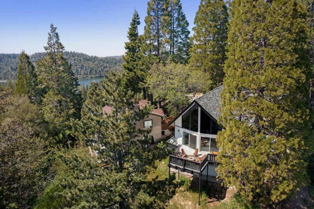 Crestline 1