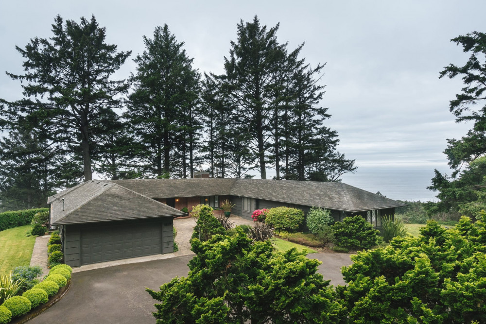 Manzanita 8
