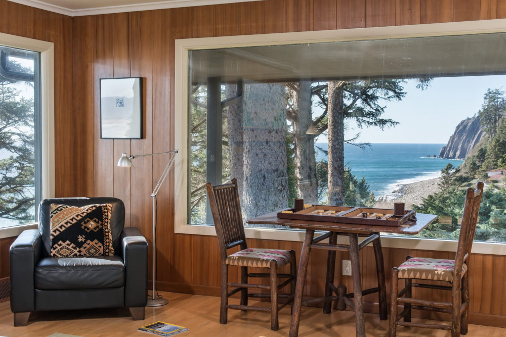 Manzanita 8