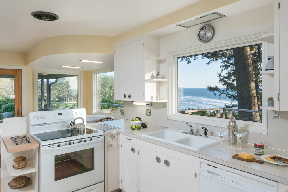 Manzanita 8