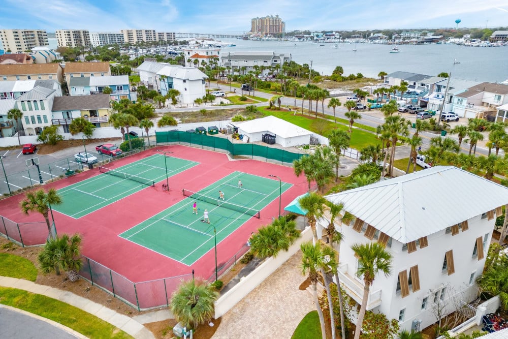 Destin 440