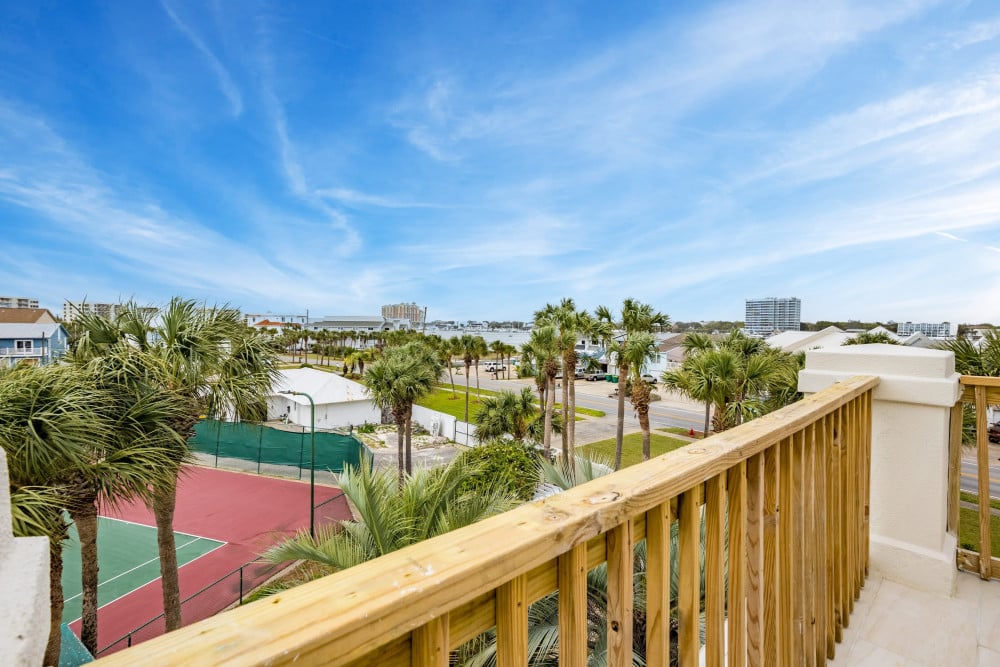 Destin 440