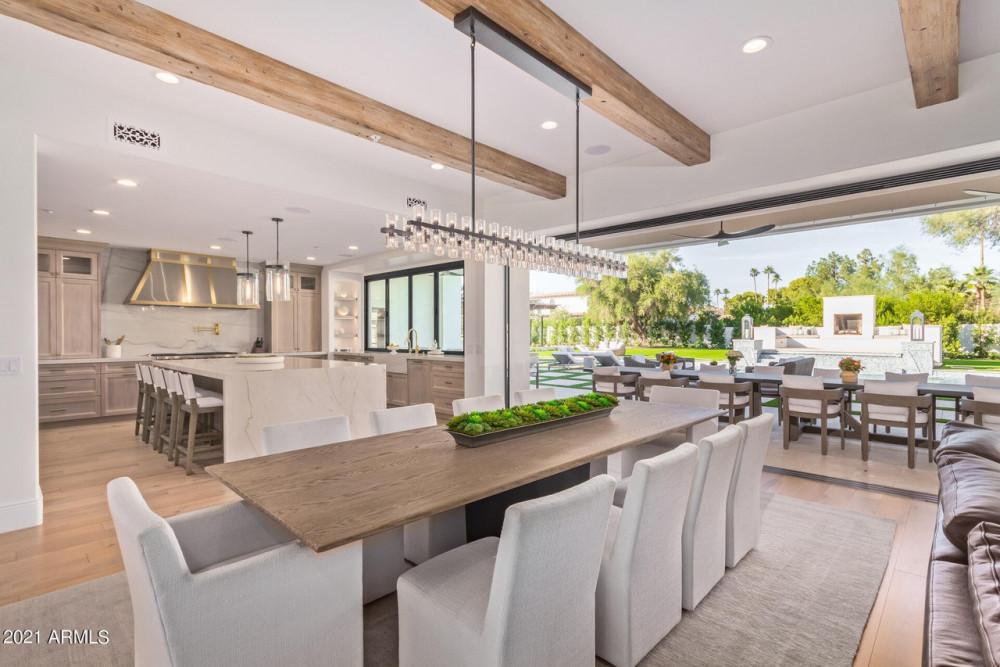 Paradise Valley 14