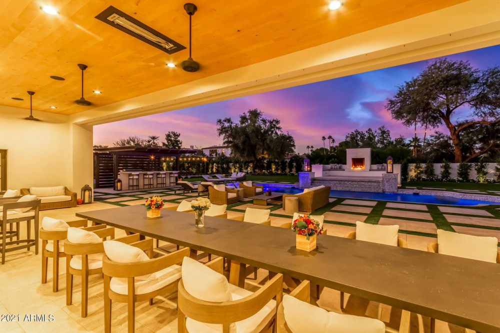 Paradise Valley 14