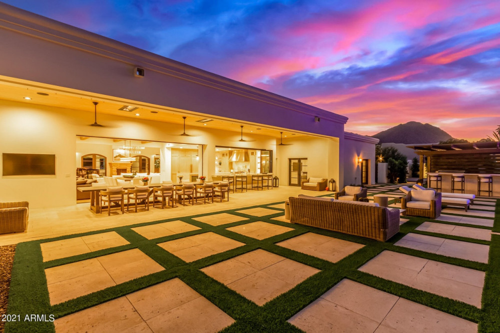 Paradise Valley 14