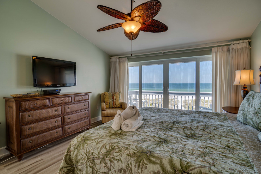 Holmes Beach 32