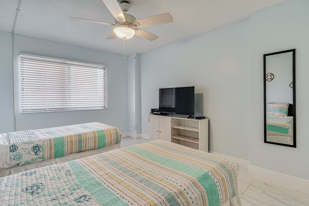 Indian Shores 11