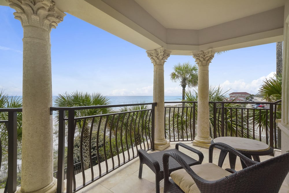 Destin 469