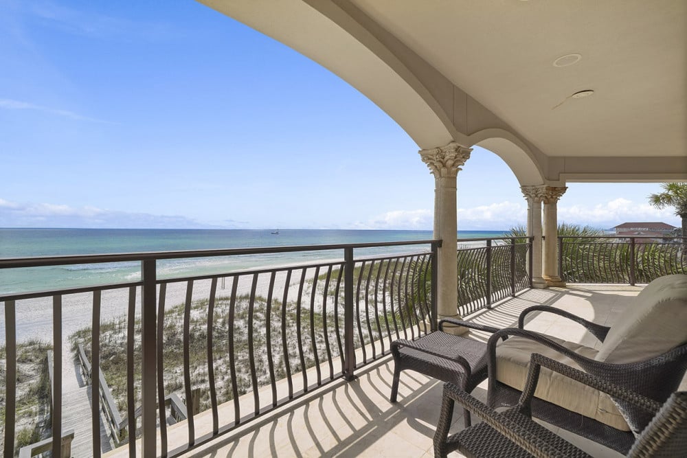 Destin 469