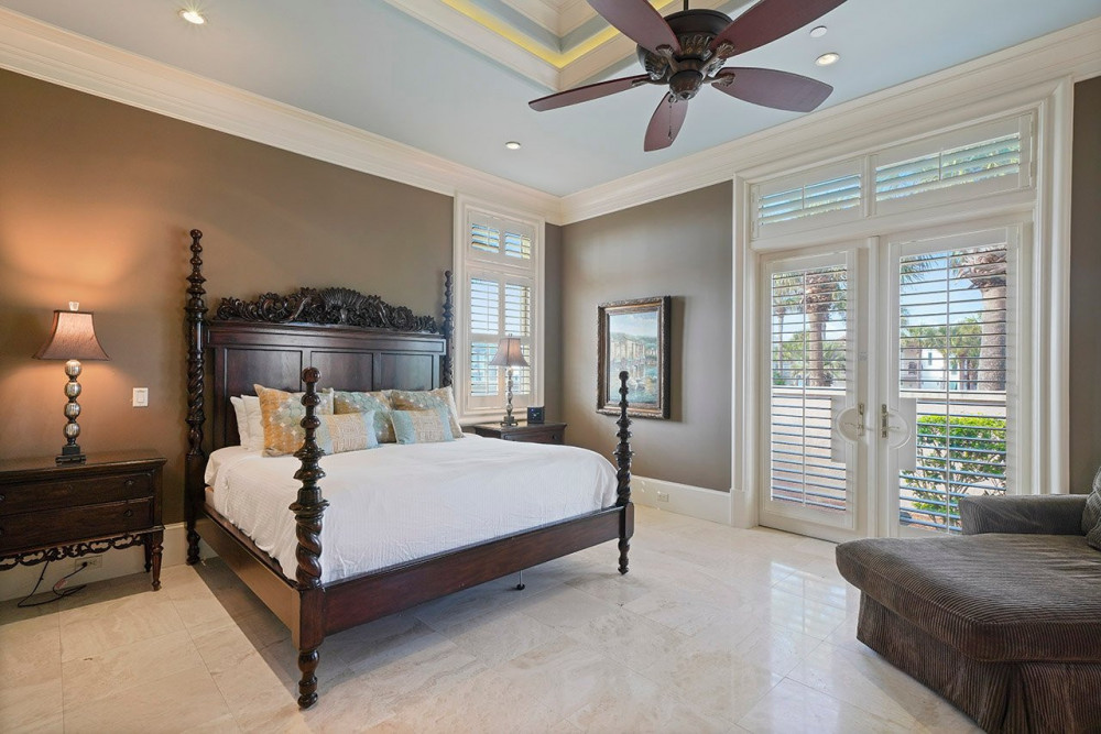 Destin 469