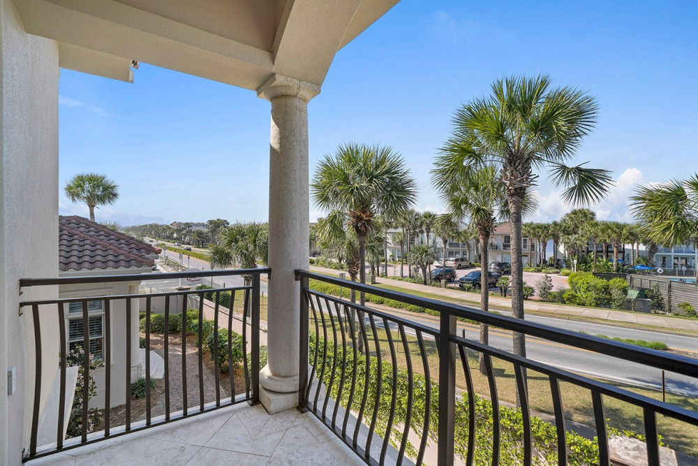 Destin 469