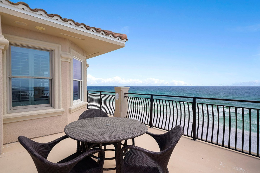 Destin 469