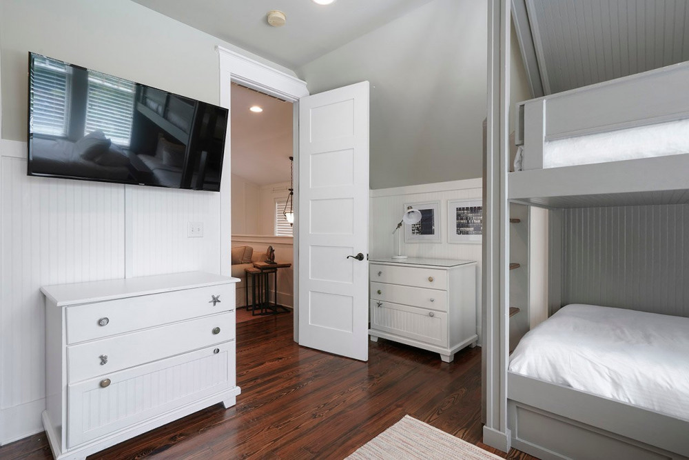 Seagrove 16