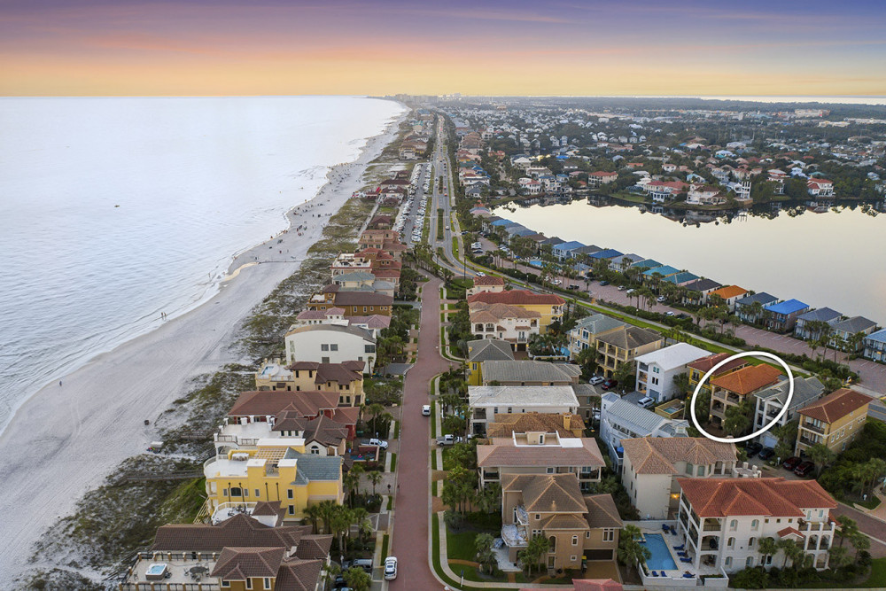 Destin 453