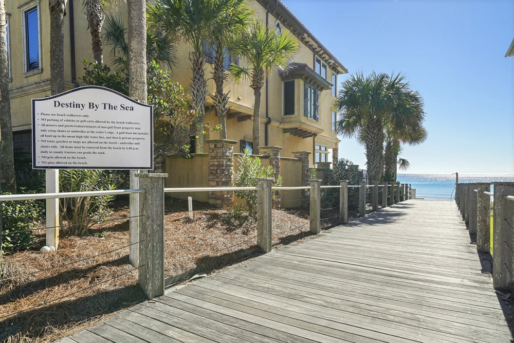 Destin 453