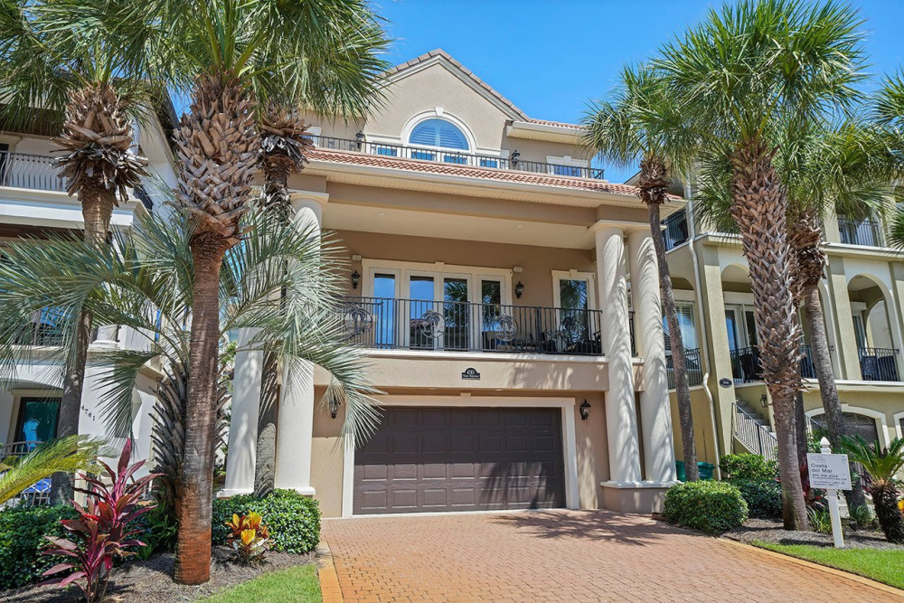 Destin 448