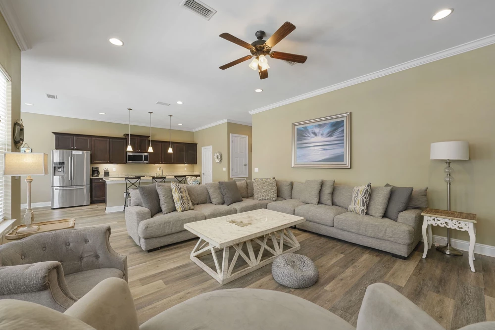 Miramar Beach 222