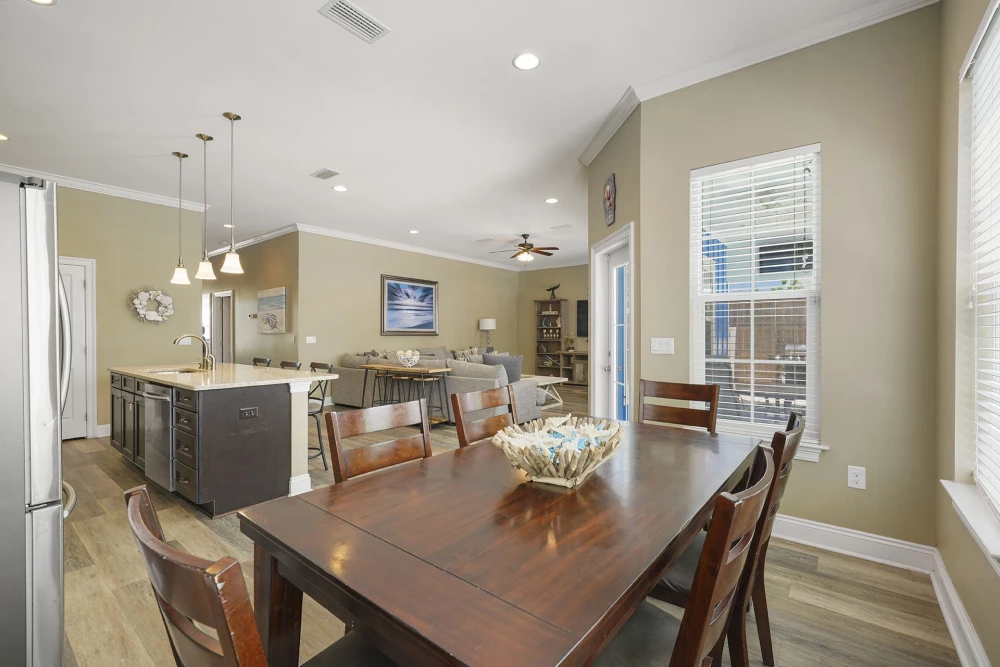 Miramar Beach 222