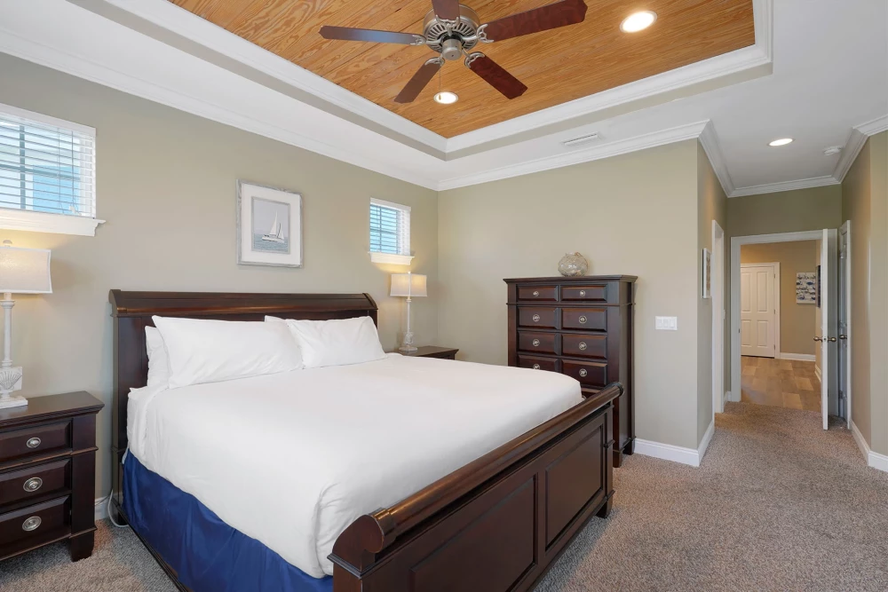 Miramar Beach 222