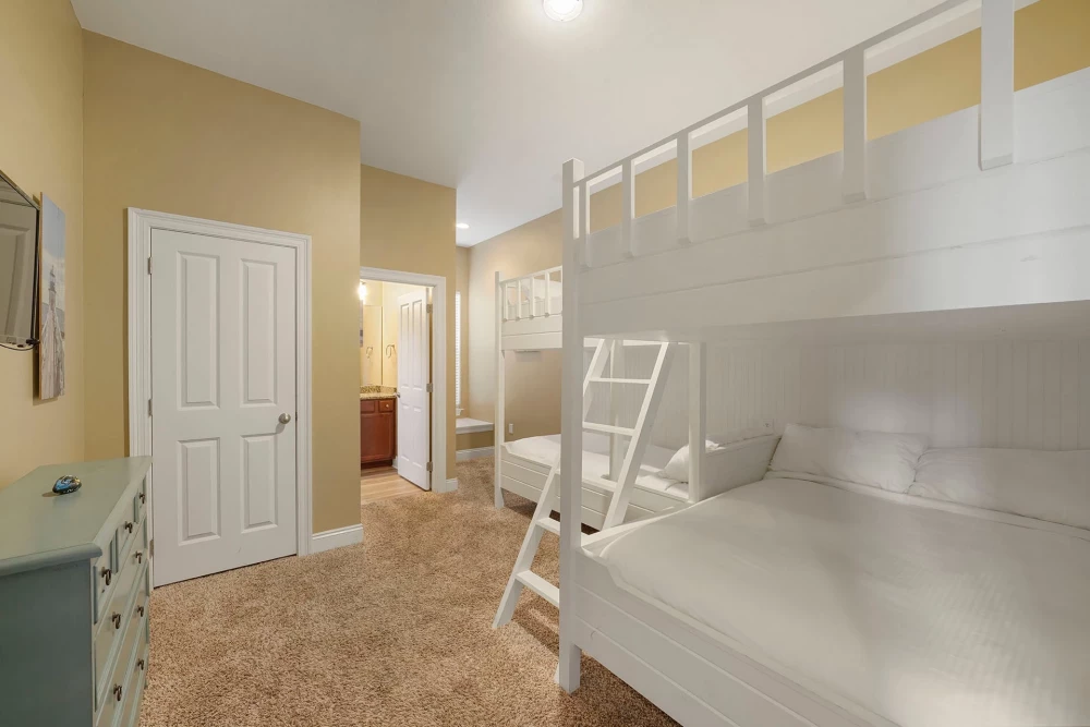 Miramar Beach 222