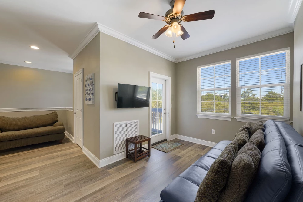 Miramar Beach 222