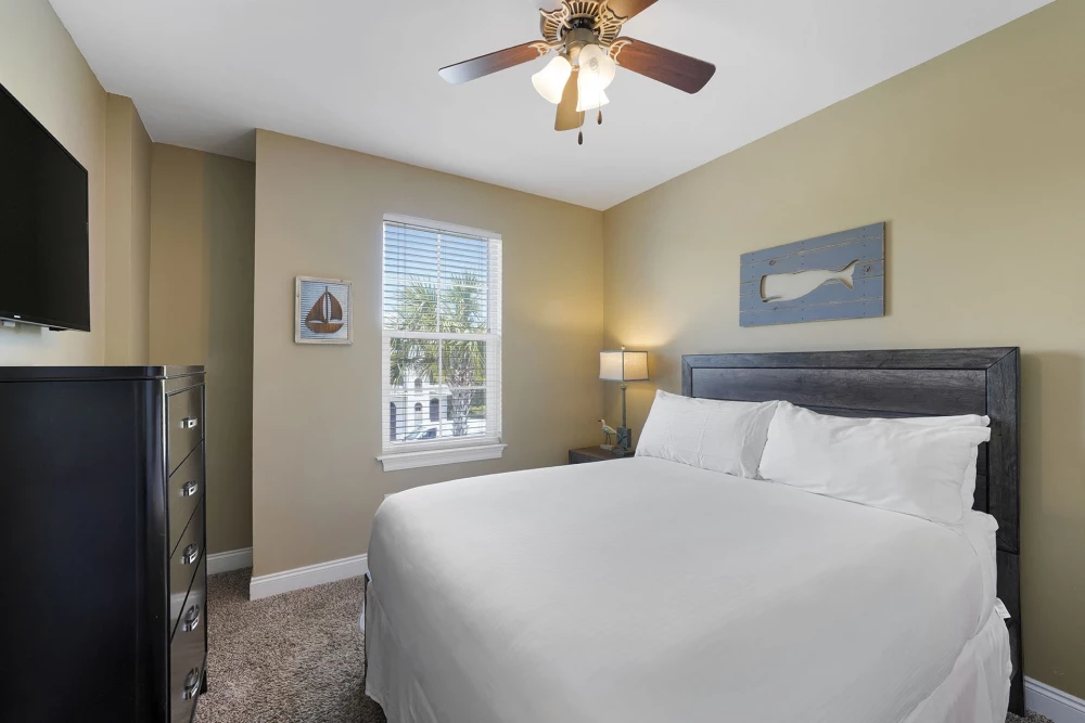 Miramar Beach 222