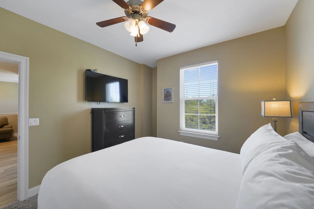 Miramar Beach 222