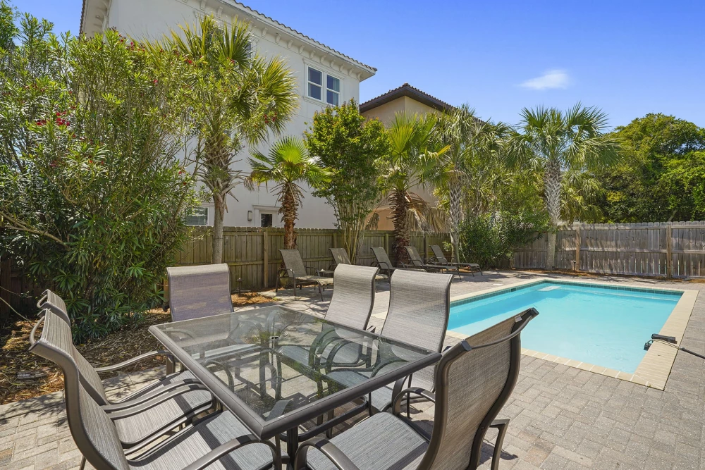 Miramar Beach 222