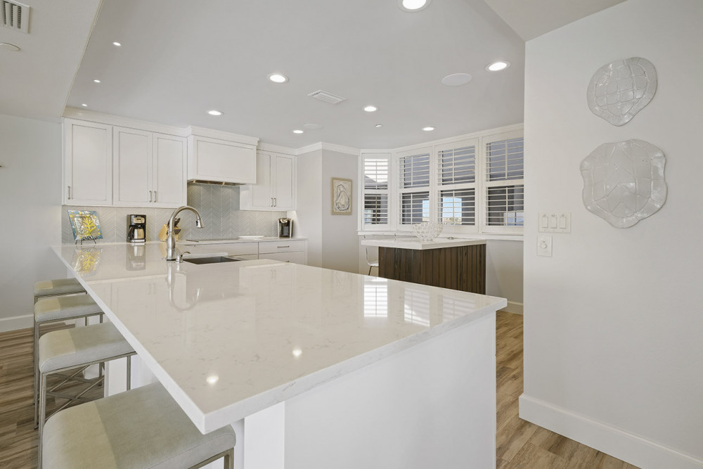 Miramar Beach 204