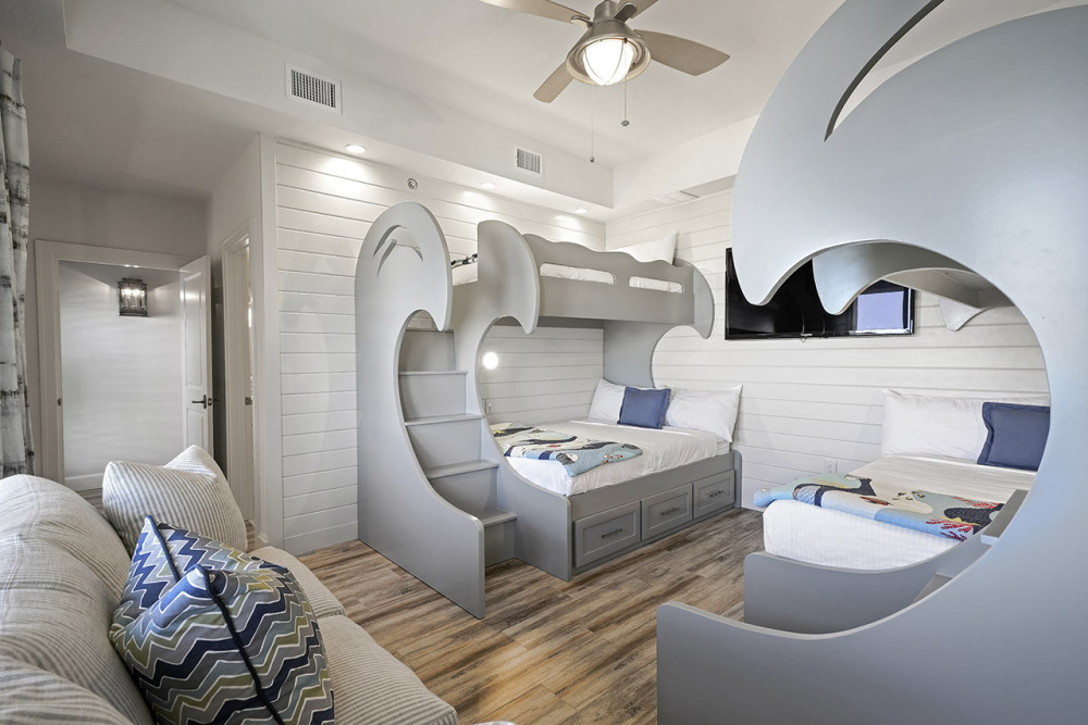 Miramar Beach 204