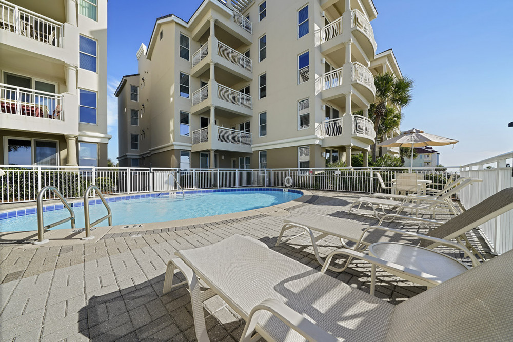 Miramar Beach 204