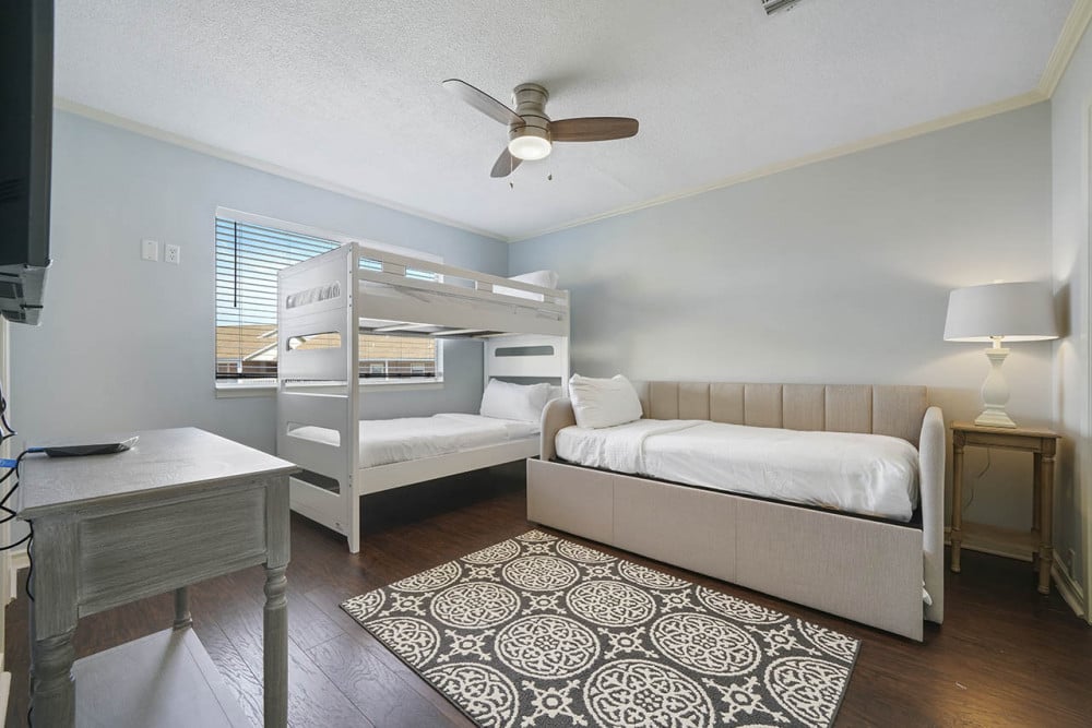 Destin 412