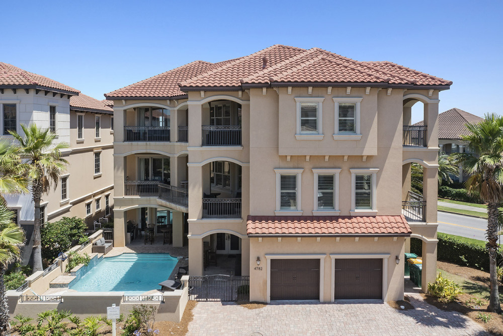 Destin 302